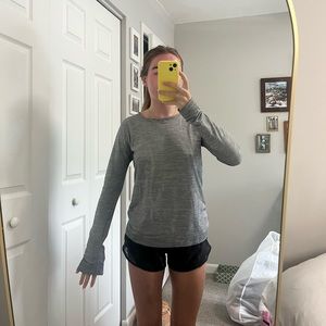 Lululemon long sleeve top